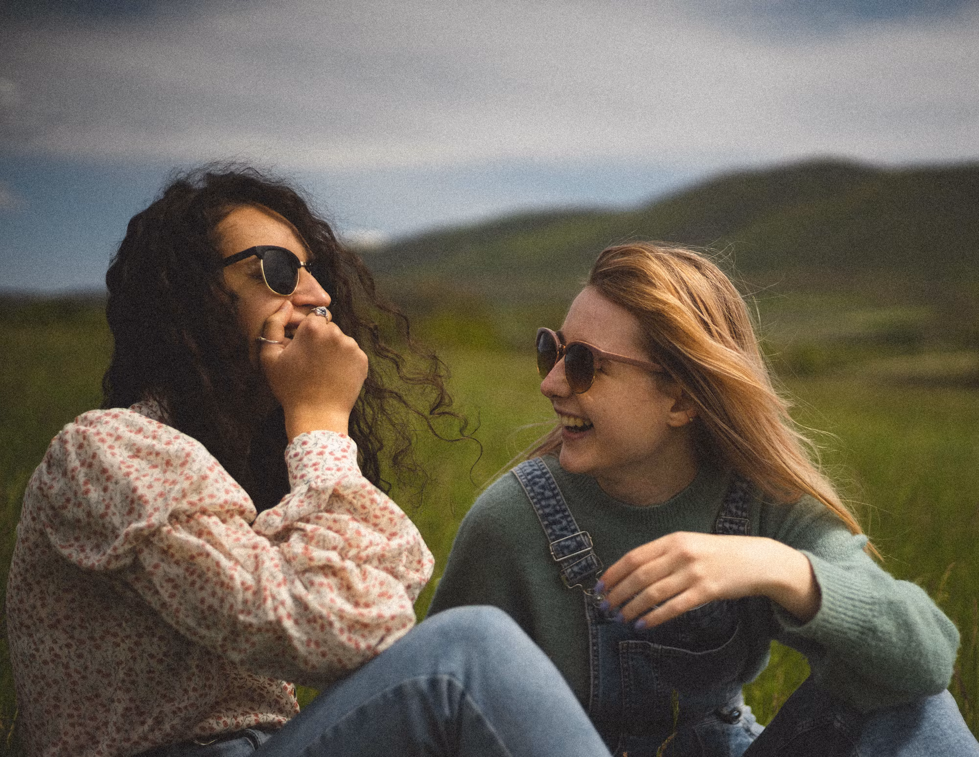 Sunglasses and Their Role in Personal Style: A Comprehensive Guide